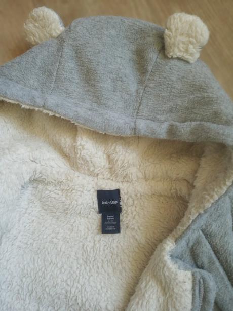 Hruby overal na tuhu zimu, gap,74
