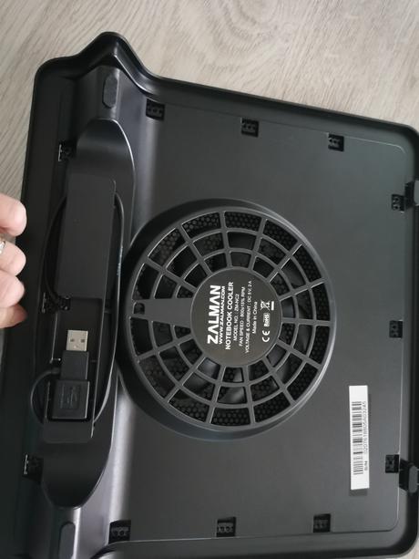 Chladiaca podložka pod notebook zalman,