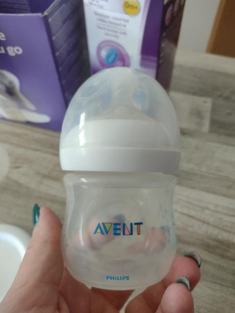 Odsávačka na mlieko avent,