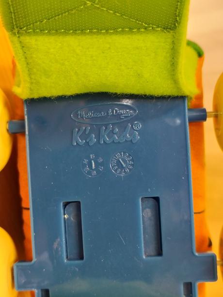 Naťahovacie autíčko taxík, melissa & doug, r. 2015,