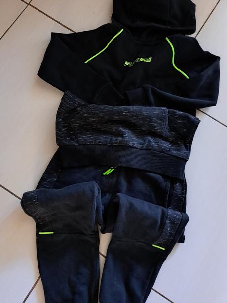 Mikina + tepláky 7/8r., f&f,122