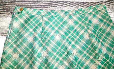 Zelenohnedá sukňa, l