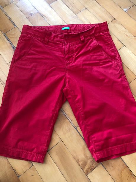 Bermudy, benetton,152