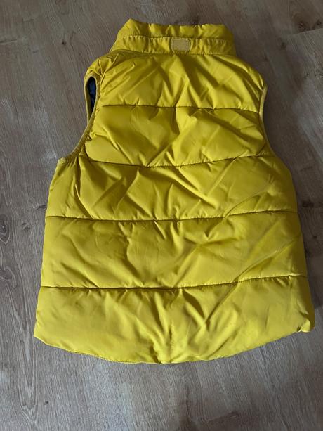 Vesta s kapucnou, h&m,110