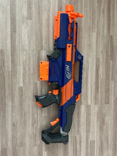 Nerf elektrická zbraň, 