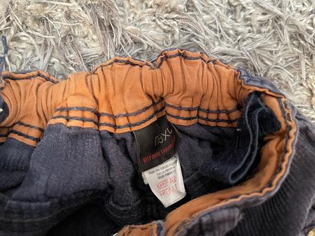 Menčestrové nohavice, next,86