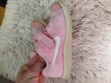 Nike tenisky mäkké ľahučké, nike,25