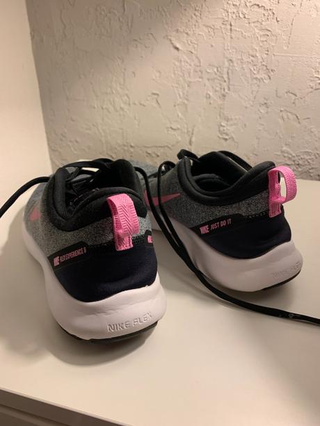 Nike tenisky na telesnú, nike,38