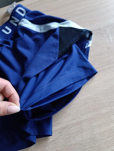 Športové bežecké kraťasy, under armour,s