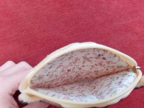 Malá taštička sovička,