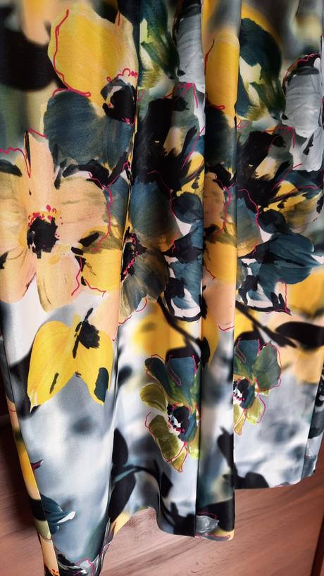 Spoločenske šaty, l