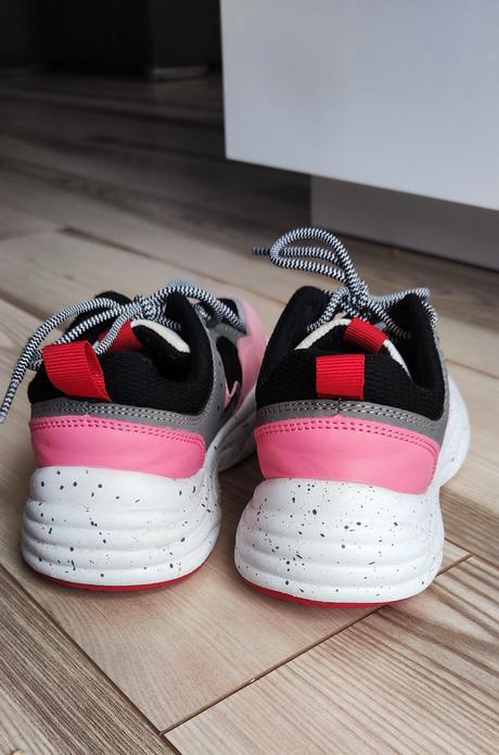 Tenisky, reserved,33