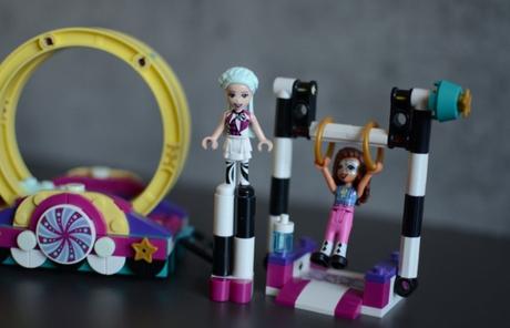 Lego friends 41686 čarovná akrobacia,