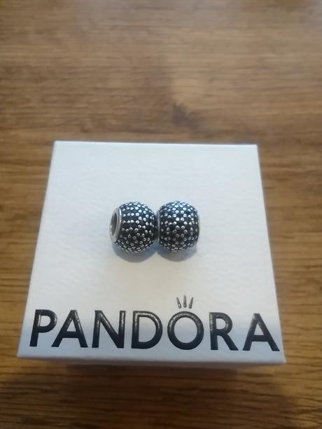 28ks pandora prívesky., pandora