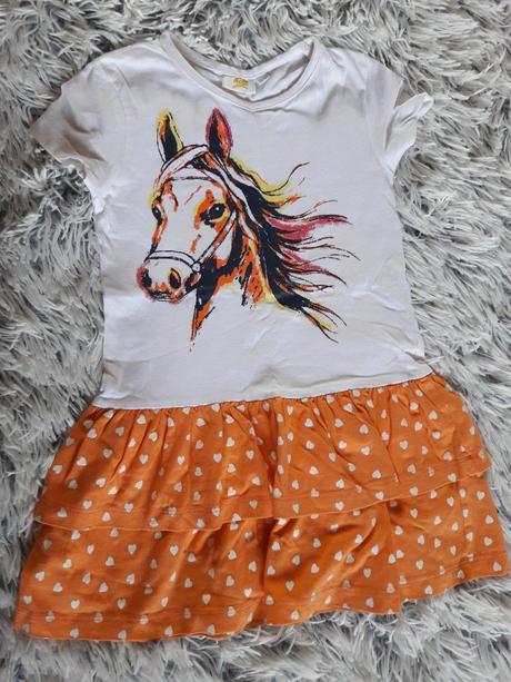 Predlžene tričko, 104