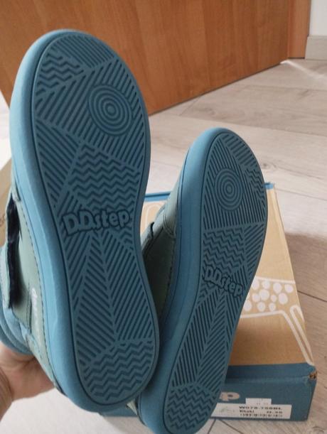 Nove cizmy, d.d.step,35