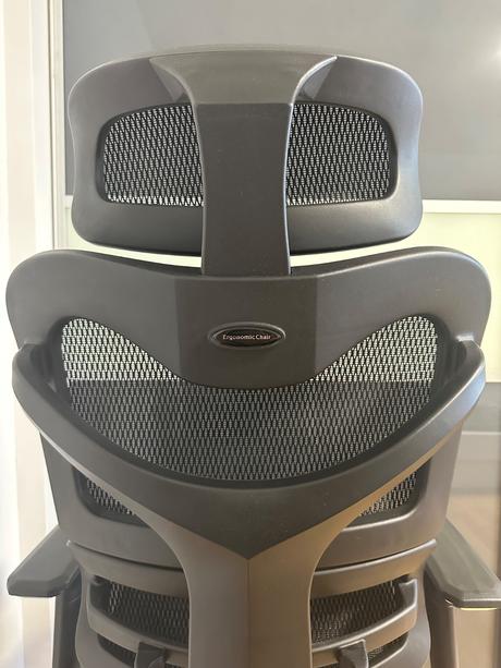 Ergonomická kancelárska stolička mosh airflow 702,