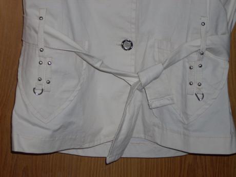 Sukňový kostým, 40