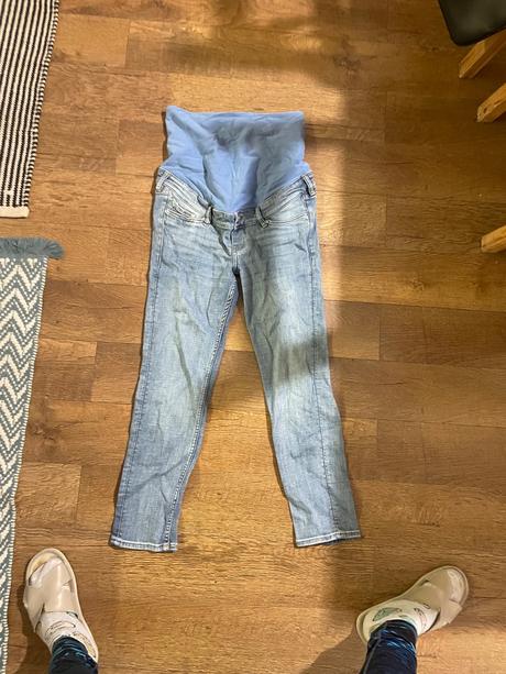 Tehotenské rifle, h&m,40