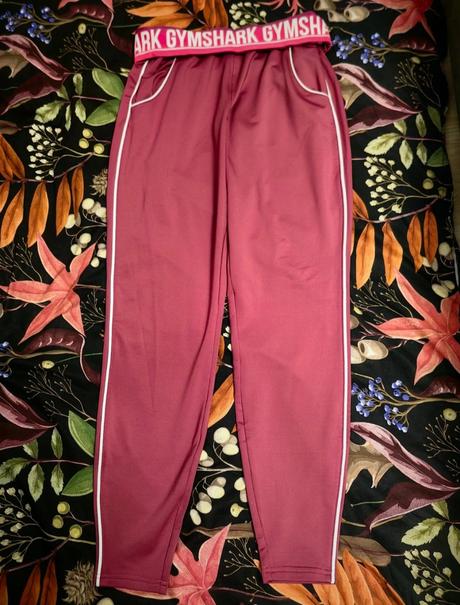 Fitness tepláky značkové, s