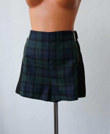 Športovo-elegantné sukňošortky, river island,42