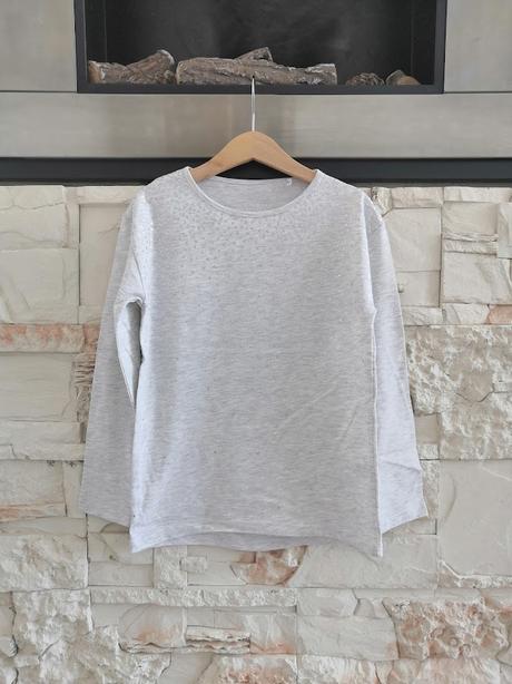 Tricko, reserved,128