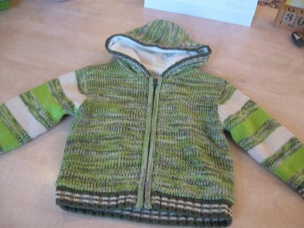 Zateplený svetrík, 104, 104