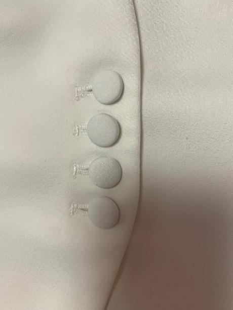 Biela kostýmová kratšia vestička zn. mng, mango,l / m