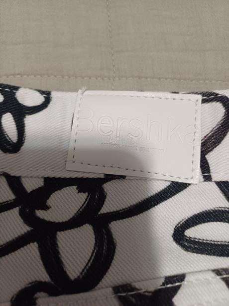 Superné rifle bershka, č.m/l, bershka,l