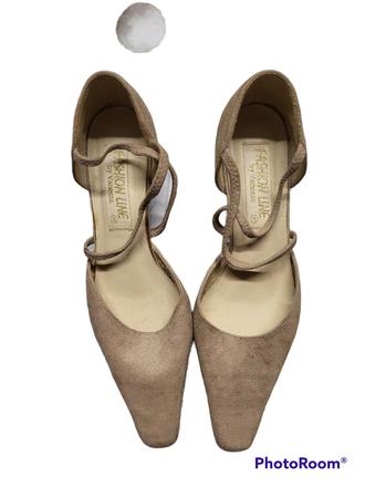 Dámske kožené sandálky na opätku, 37