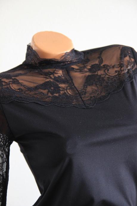 Čierny body top s čipkou, s/m, s
