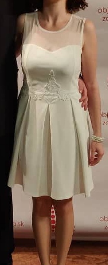 Biele šaty boohoo, 38