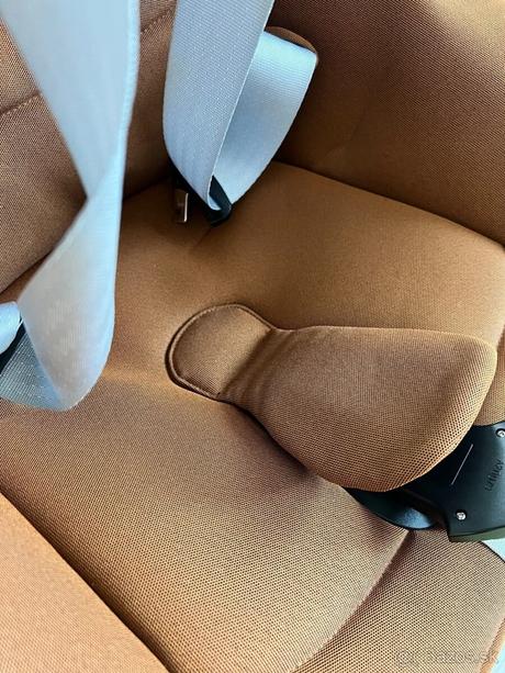 Maxi-cosi pearl pro i-size s 2wayfix základňou, maxi cosi