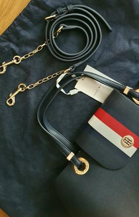 Kabelka stachel zn.tommy hilfiger, tommy hilfiger