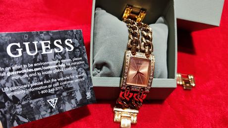 Guess hodinky medené, guess