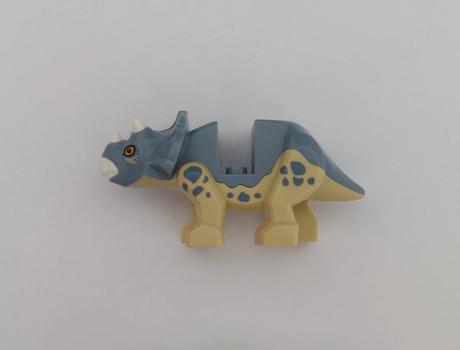 Lego dinovia,