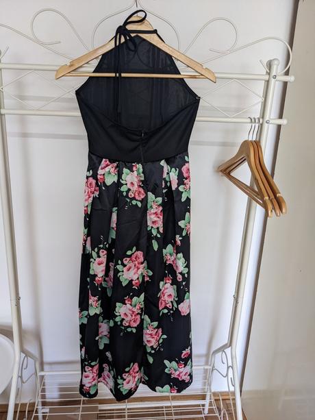 Elegantné elastické šaty, 36