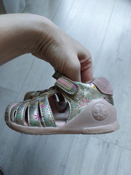 Sandale biomecanics velkost 21, 21