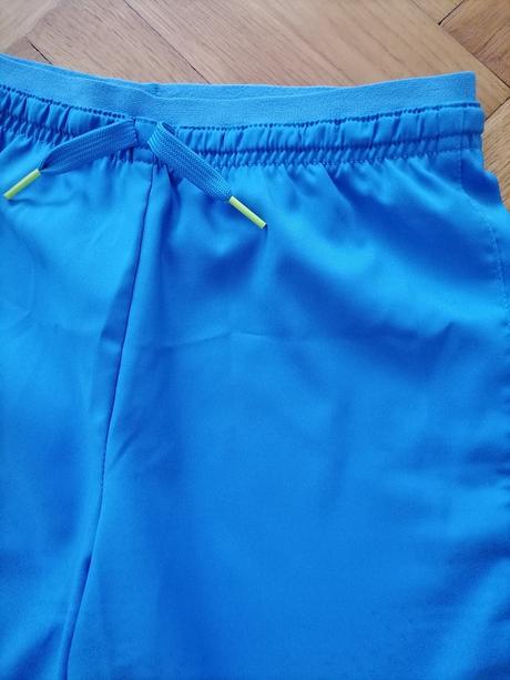 2x oblečené decathlon plavky, decathlon,134