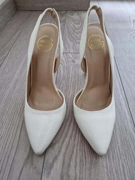 25sch_biele lodicky, 37