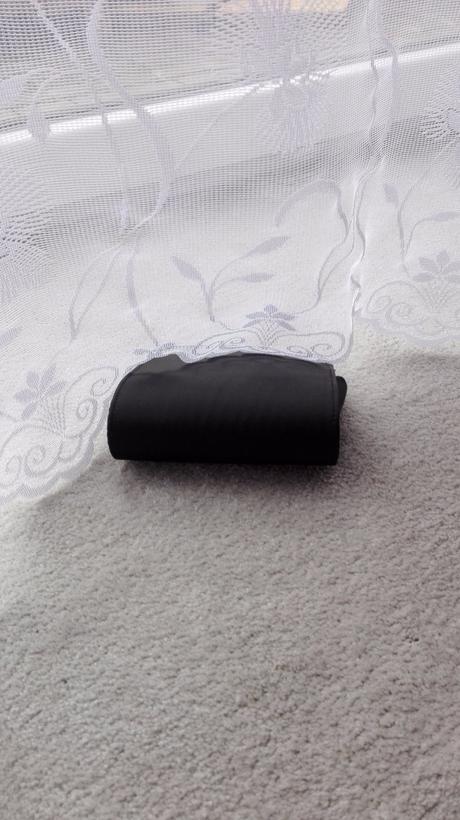 Malá spoločenská kabelka, avon