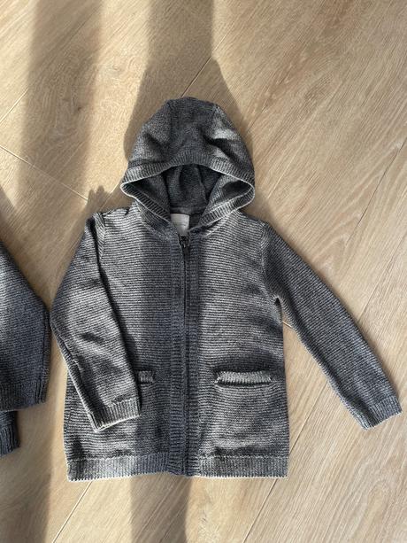 Svetrik, reserved,116