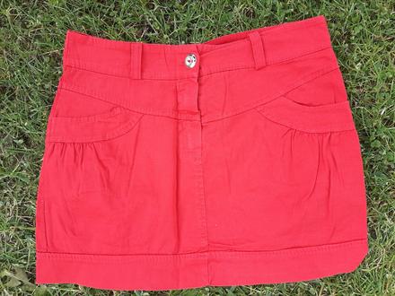 Zľava. červená sukňa velk. 134/140 na 10 rokov., 134