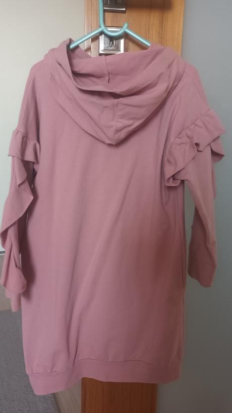 Mikinové šaty, 134