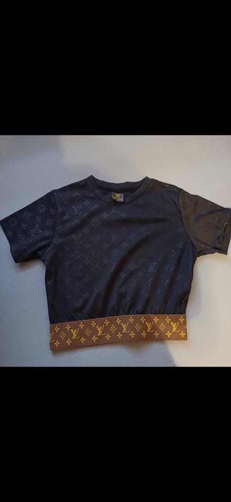 Top, xs