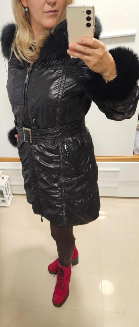 Ventrovka/bunda zn.kara vel.m/l, 38