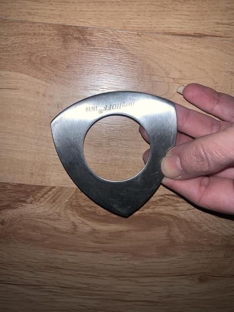 6 nerezových ozdôb na servítky berghoff,