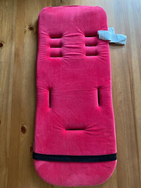 Podložka do kočíka hrubá, s pamäťovou penou, 