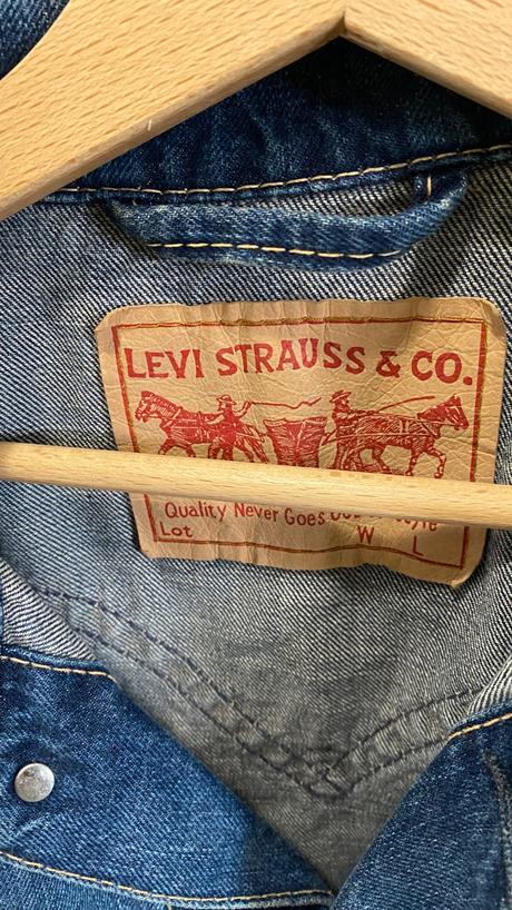 Riflova bunda levis, levis,l