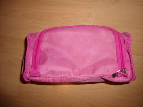 Ruzova kozmeticka kabelka, 